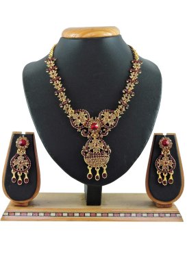 Attractive Gold Rodium Polish Beads Work Necklace Set For Ceremonial