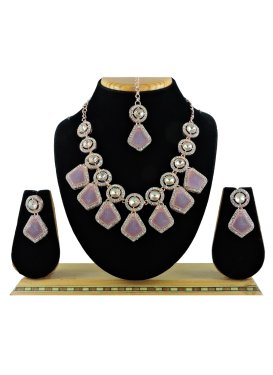 Attractive Gold Rodium Polish Stone Work Necklace Set For Ceremonial