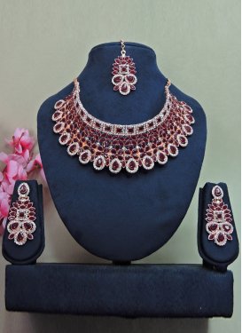 Attractive Maroon and White Stone Work Necklace Set