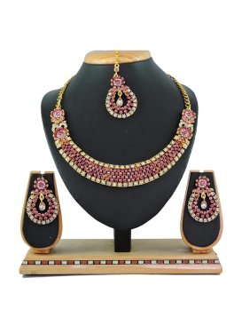 Attractive Pink and White Gold Rodium Polish Necklace Set