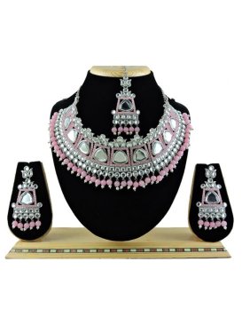Attractive Pink and White Gold Rodium Polish Necklace Set For Festival