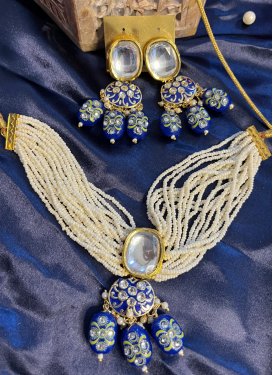 Awesome Alloy Moti Work Jewellery Set