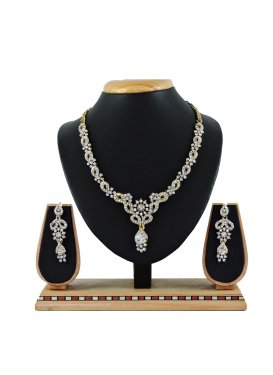 Awesome Necklace Set For Ceremonial