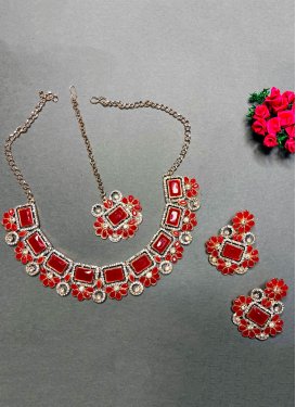 Awesome Red and White Stone Work Necklace Set