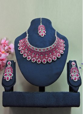 Awesome Rose Pink and White Necklace Set For Festival