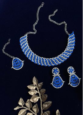 Awesome Stone Work Silver Rodium Polish Necklace Set For Festival