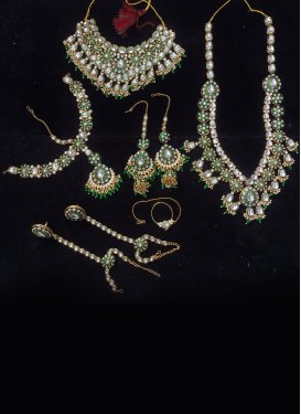 Beads Work Green and White Bridal Jewelry