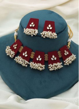 Beads Work Maroon and White Alloy Necklace Set