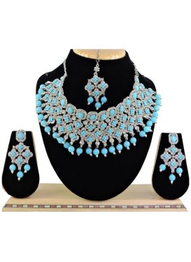 Beautiful Alloy Diamond Work Necklace Set