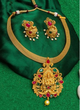 Beautiful Alloy Gold Rodium Polish Necklace Set For Bridal