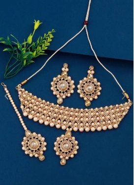 Beautiful Alloy Necklace Set For Party
