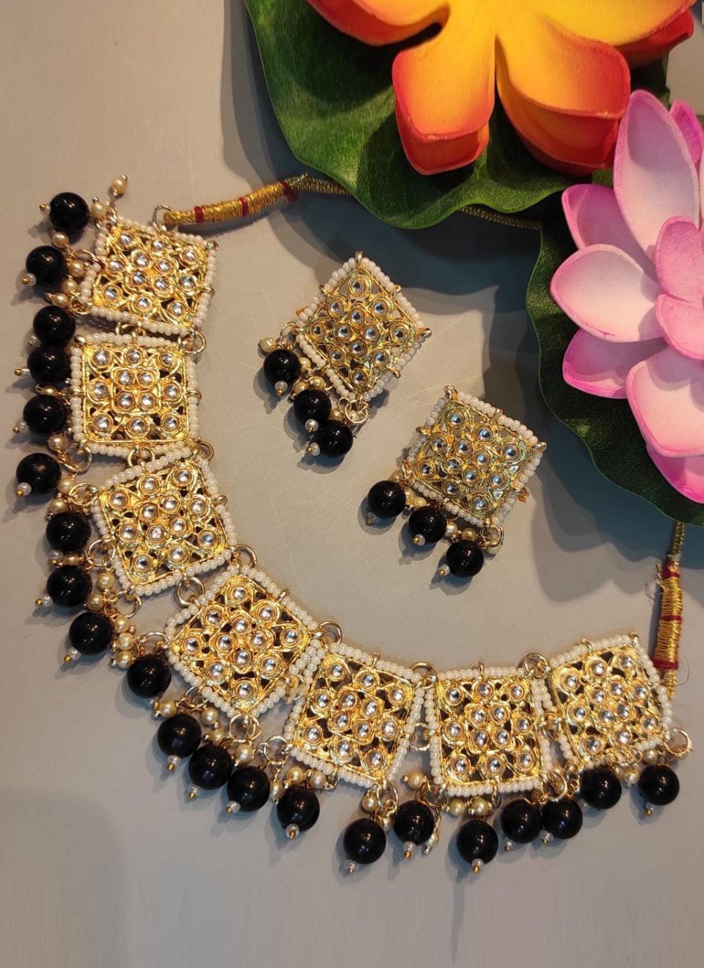 Beautiful Gold Rodium Polish Necklace Set For Ceremonial