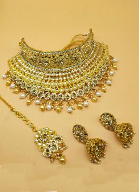 Beautiful Moti Work Necklace Set