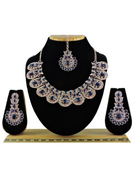 Beautiful Navy Blue and White Stone Work Necklace Set