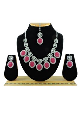 Blissful Alloy Rose Pink and White Necklace Set