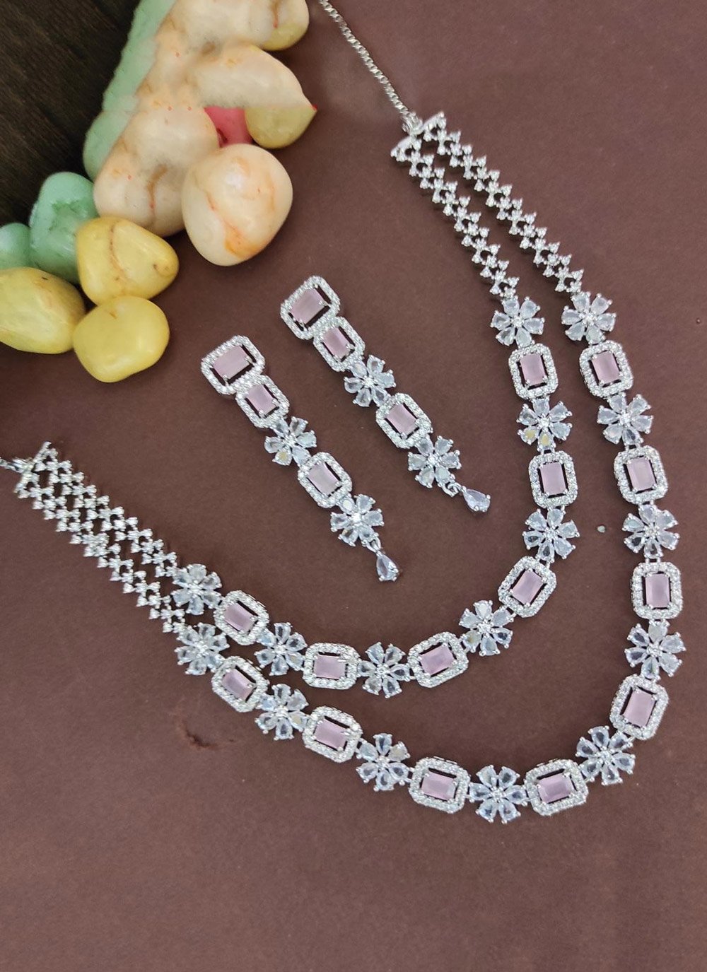 Silver colour deals chain set