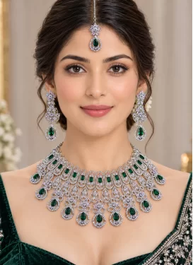 Bottle Green and White Alloy Necklace Set For Festival