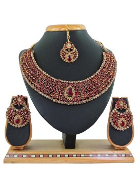 Catchy Alloy Necklace Set For Bridal