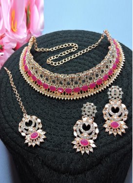 Catchy Alloy Stone Work Rose Pink and White Gold Rodium Polish Necklace Set