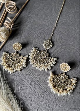 Catchy Beads Work Alloy Gold Rodium Polish Earrings Set For Festival