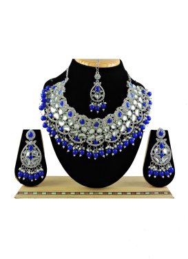 Catchy Beads Work Blue and Silver Color Alloy Necklace Set