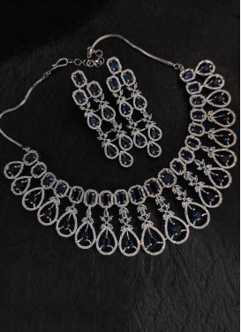 Catchy Navy Blue and White Stone Work Necklace Set For Festival