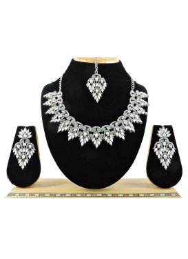 Catchy Silver Rodium Polish Alloy Necklace Set For Party