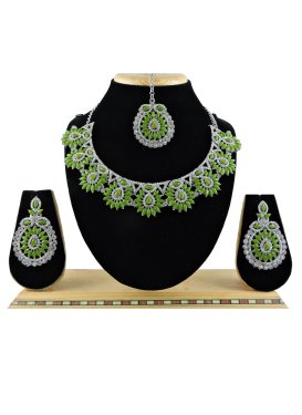 Catchy Silver Rodium Polish Stone Work Necklace Set For Festival