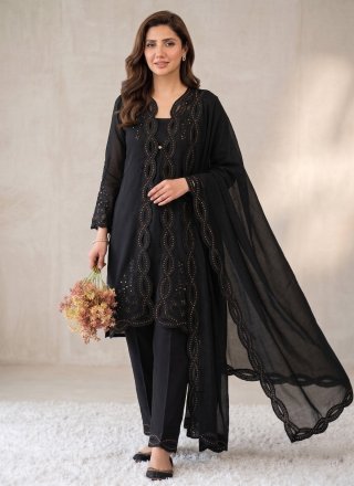 Readymade Suits