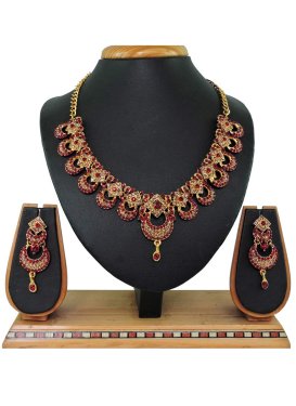 Charismatic Beads Work Necklace Set For Ceremonial