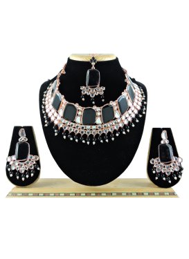 Charismatic Gold Rodium Polish Necklace Set For Party