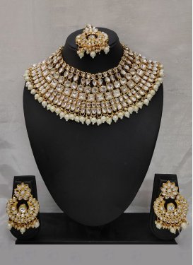 Charming Gold Rodium Polish Alloy Necklace Set For Party