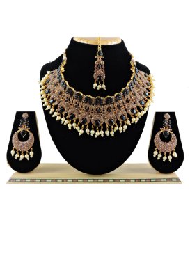 Charming Jewellery Set
