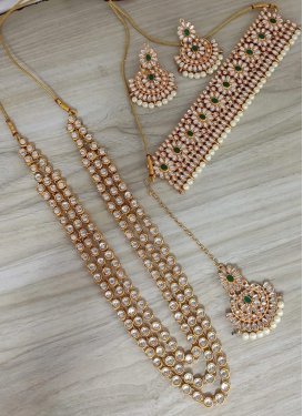 Charming Moti Work Necklace Set