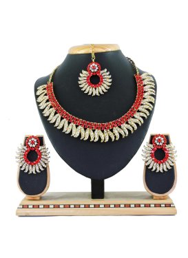 Charming Red and White Stone Work Necklace Set