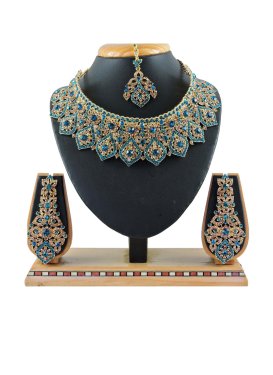 Charming Stone Work Gold and Teal Alloy Necklace Set