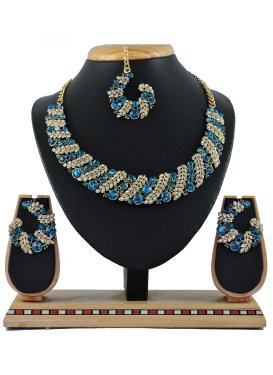 Charming Teal and White Stone Work Necklace Set