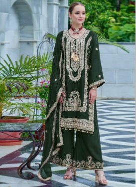 Bottle-green : Salwar Kameez - Pakistani Salwar Kameez UK, USA, Australia Bottle-green : Salwar Kameez - Pakistani Salwar Kameez UK, USA, Australia