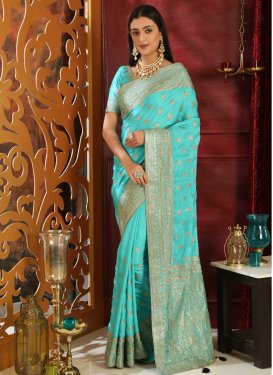 Contemporary Style Saree For Bridal