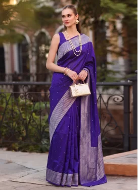 Cotton Classic Saree with Woven Work for Casual in Blue