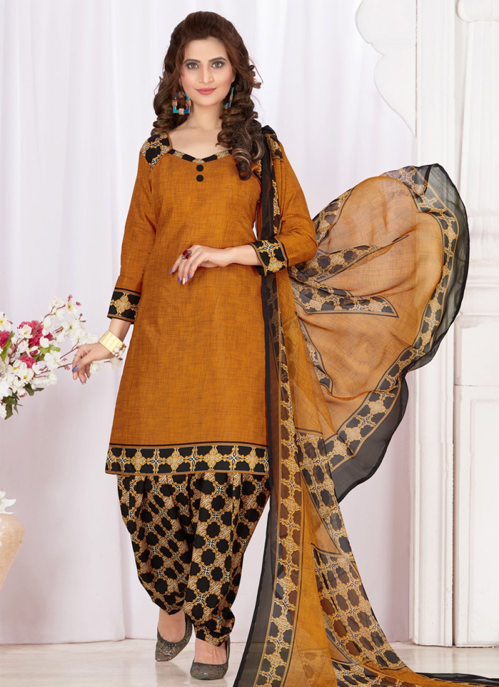 Stitched Black Patiala Salwar Suit at Rs 658/piece in Jaipur | ID:  27405600273