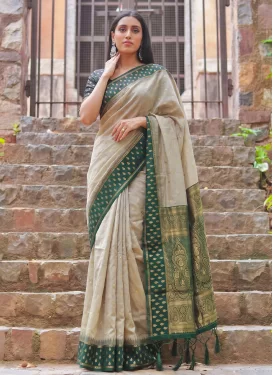 Cotton Silk Trendy Saree with Woven Work for Casual in Beige and Green
