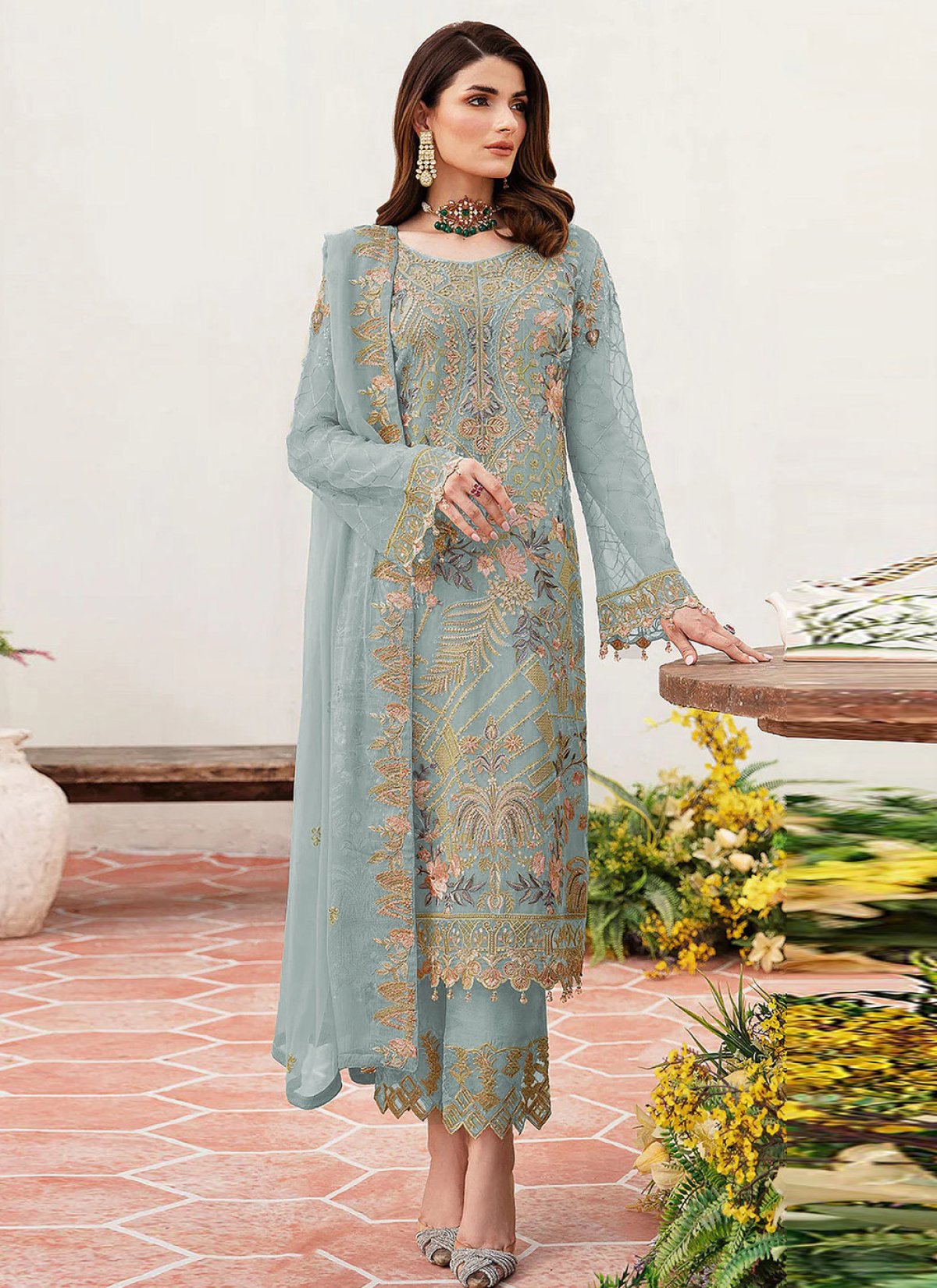 Buy Designer Pakistani Salwar Suit For Festival Online