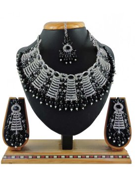 Dignified Alloy Beads Work Black and White Silver Rodium Polish Necklace Set