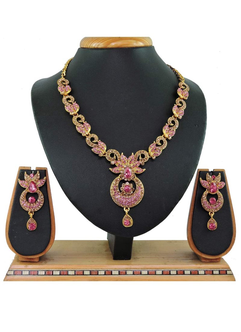 Dignified Gold and Hot Pink Gold Rodium Polish Necklace Set