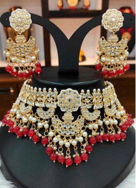 Dignified Maroon and Off White Moti Work Necklace Set