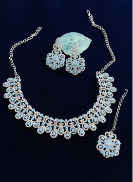 Dignified Silver Rodium Polish Alloy Stone Work Necklace Set