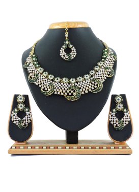 Dignified Stone Work Gold Rodium Polish Necklace Set For Festival