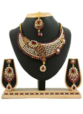 Divine Maroon and White Alloy Gold Rodium Polish Necklace Set For Festival