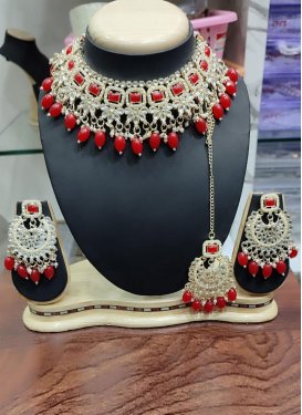 Divine Red and White Gold Rodium Polish Necklace Set For Bridal